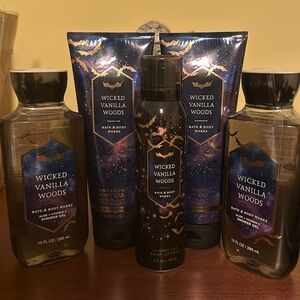Bath and Body Works Wicked Vanilla Woods 5 piece set!